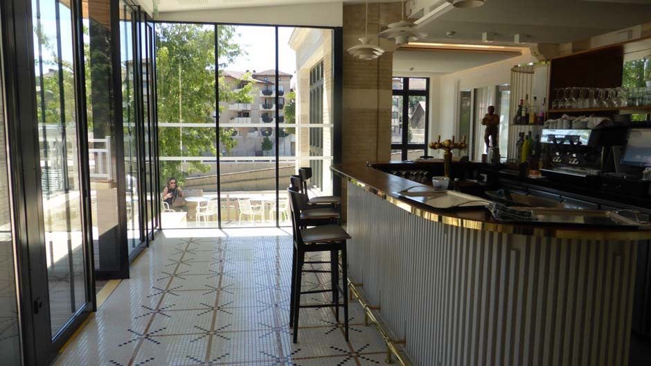 Villa Mirasol 몽트드마르장 레스토랑 사진